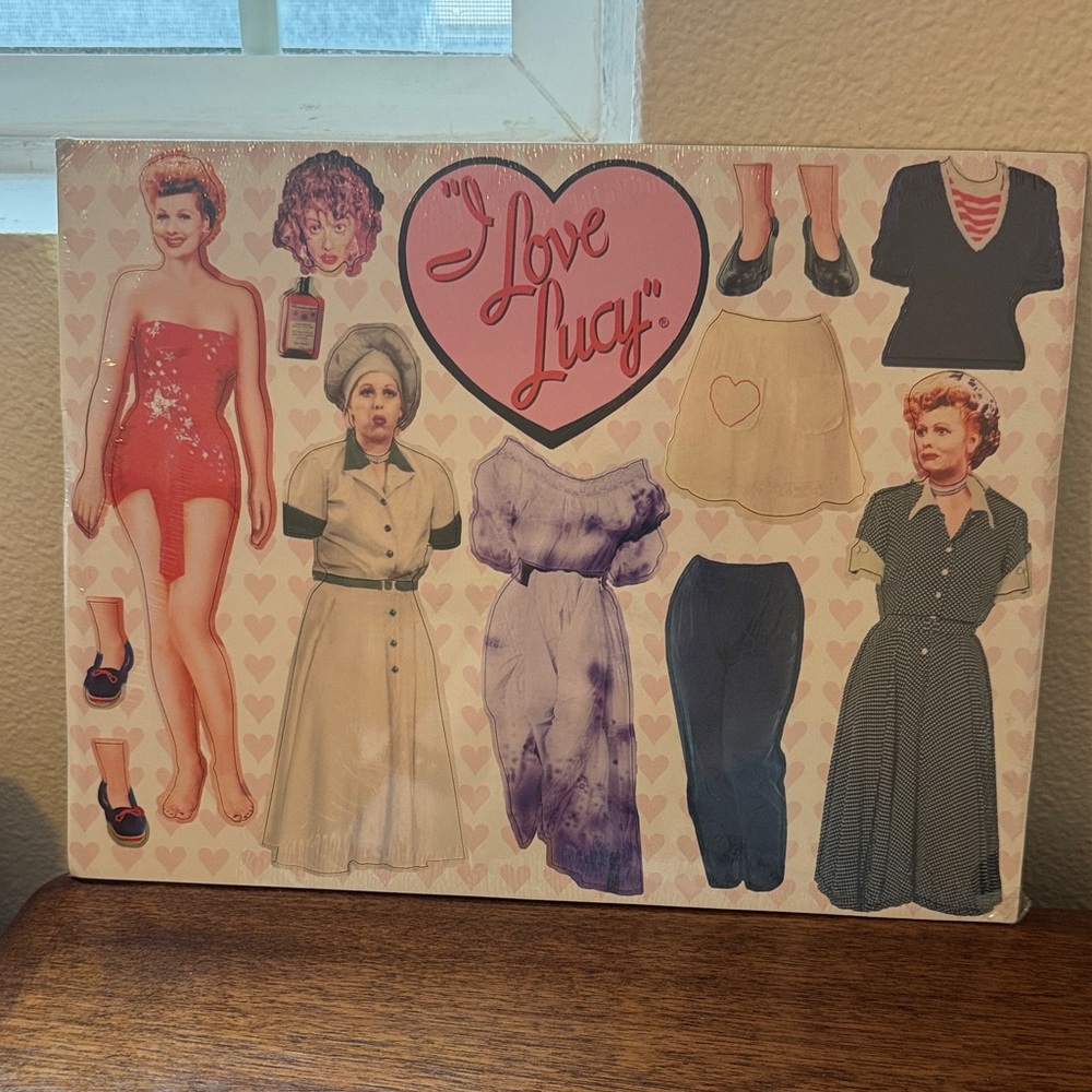 I Love Lucy magnets paper doll style - Vintage TV